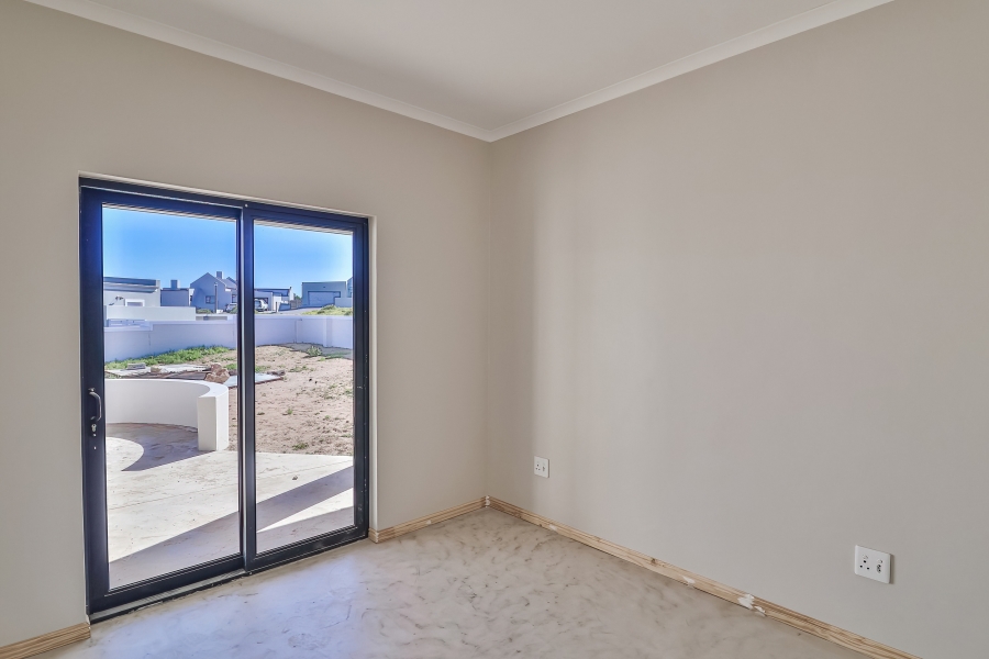 3 Bedroom Property for Sale in Hoogland Western Cape